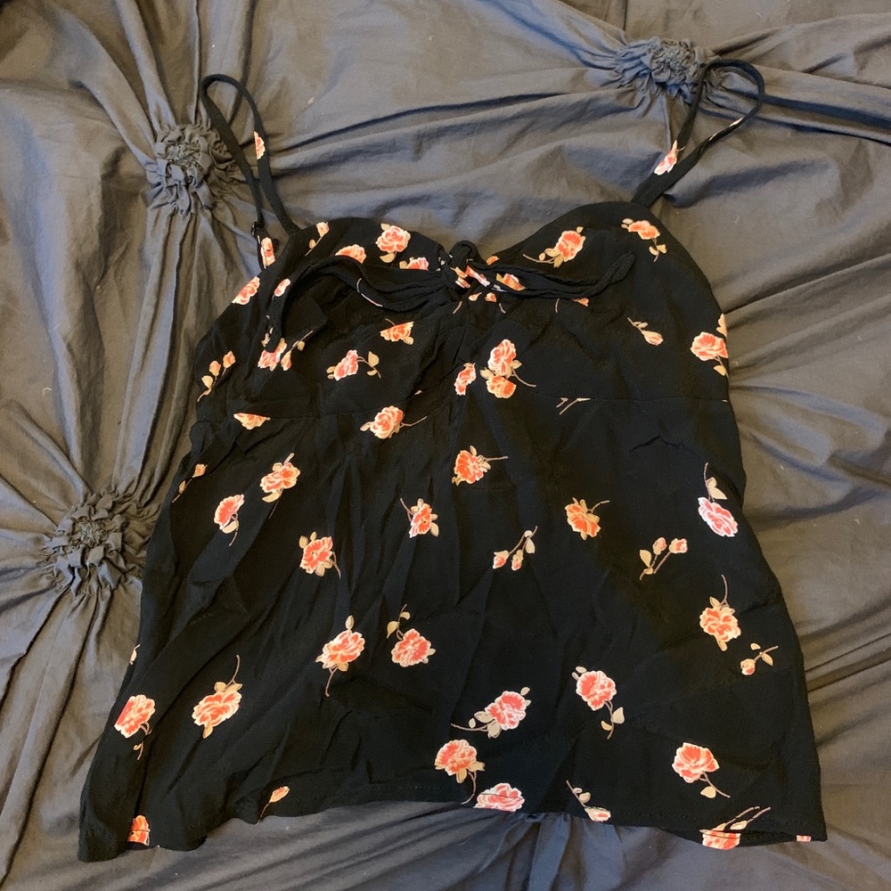 John galt brandy Melville floral top